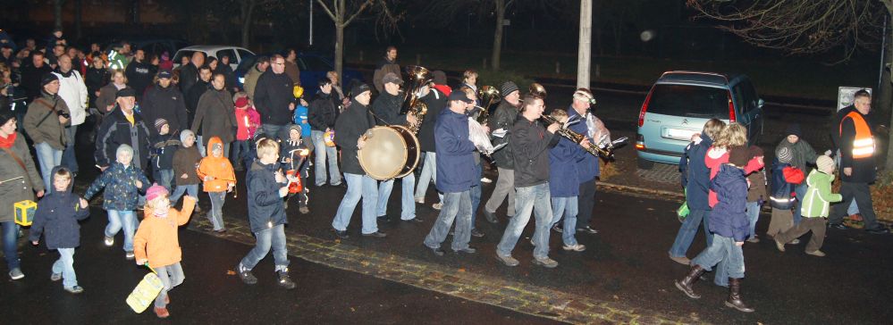 Lampionumzug 2010 im Rostocker Hansaviertel